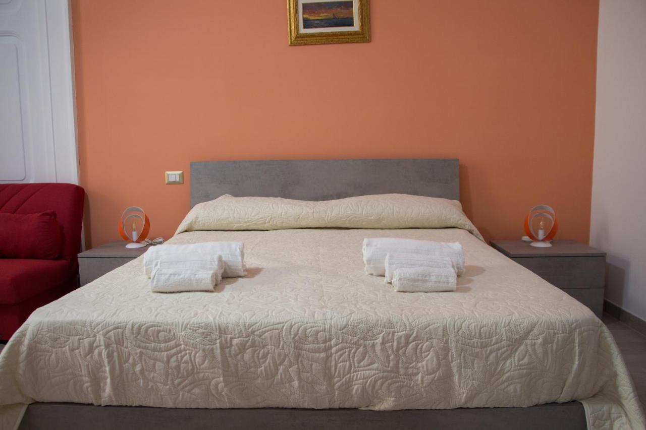 Bed & Breakfast Donna Laura Naples